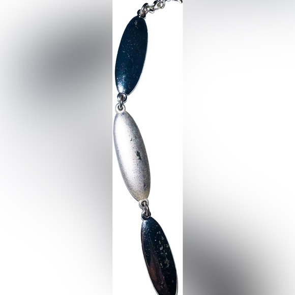 Trifari Silver-tone Fashion statement Necklace  15-18” - Picture 10 of 10